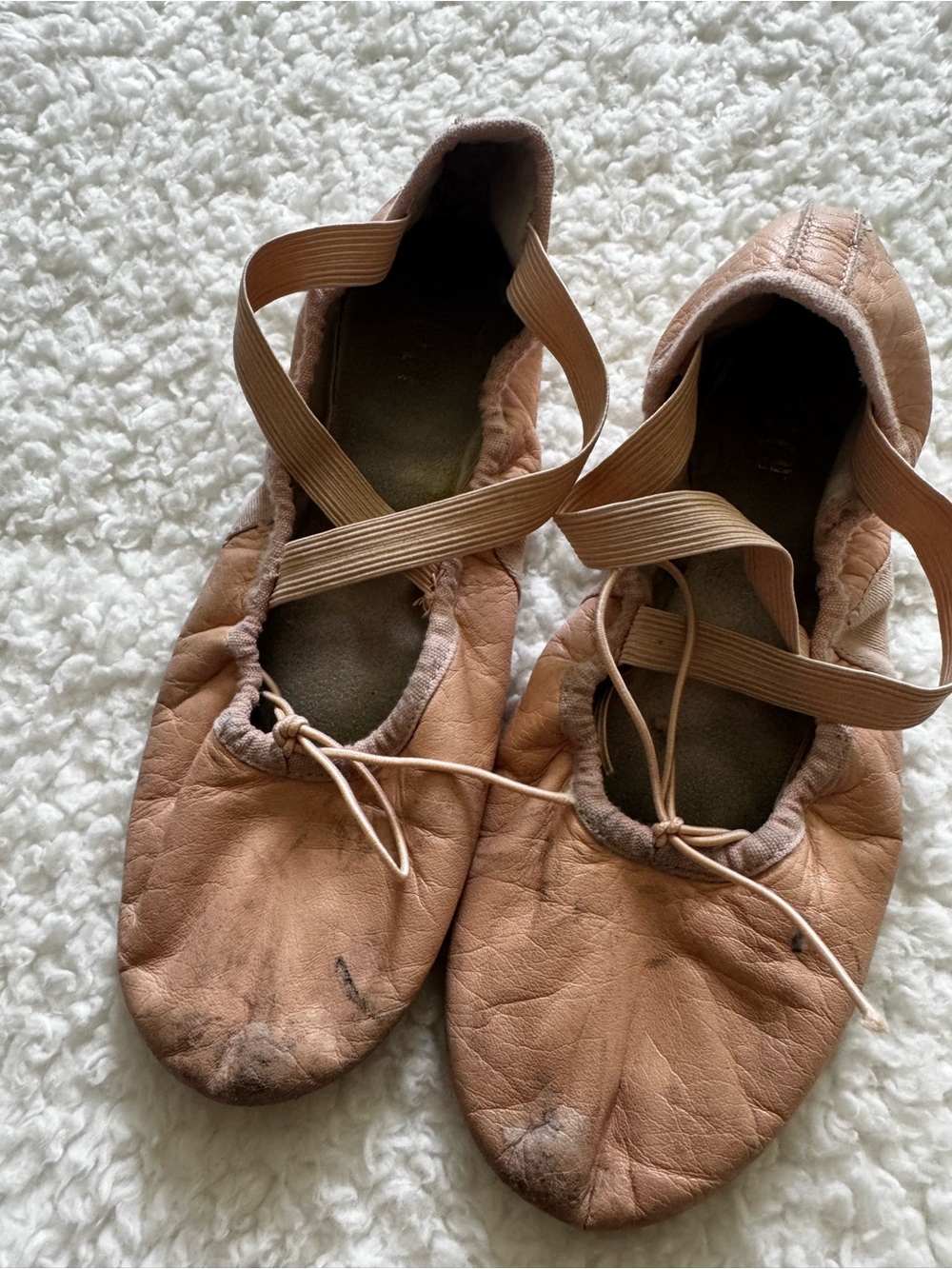 Bloch pink ballet shoes - Picture 2 of 5